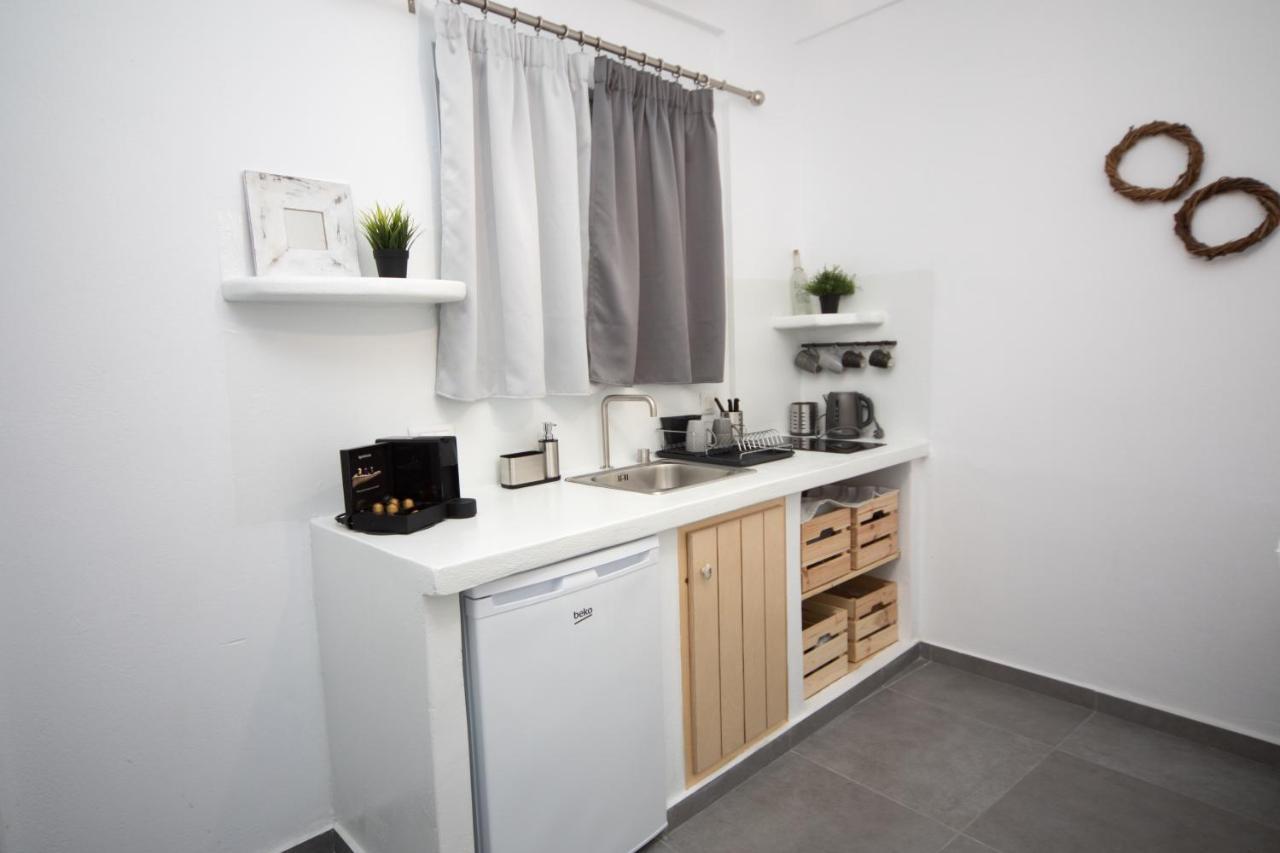 Eunoia Apartments 산토리니 외부 사진